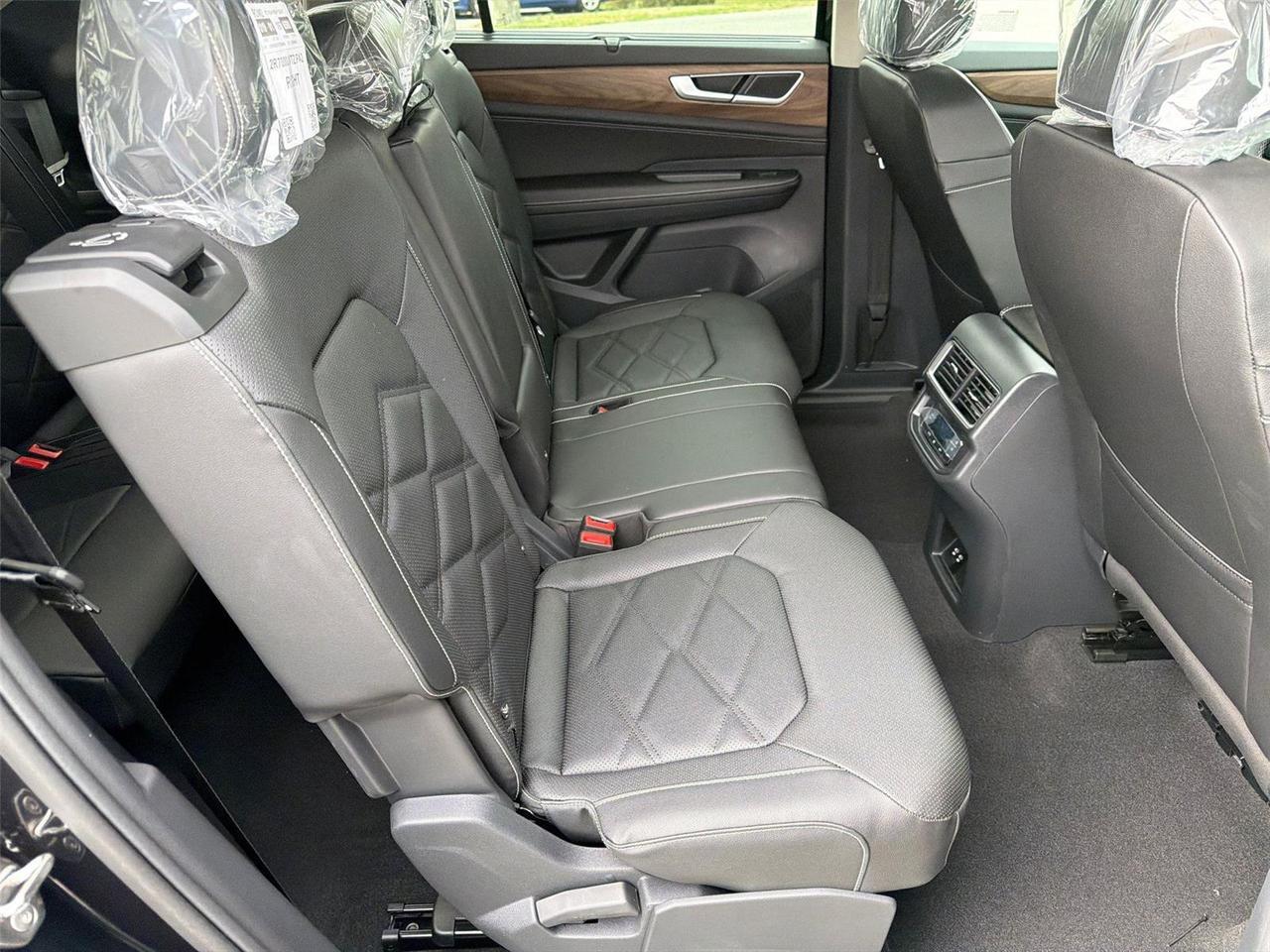 2026 Volkswagen Atlas 2.0T SE w/Technology Hagerstown MD