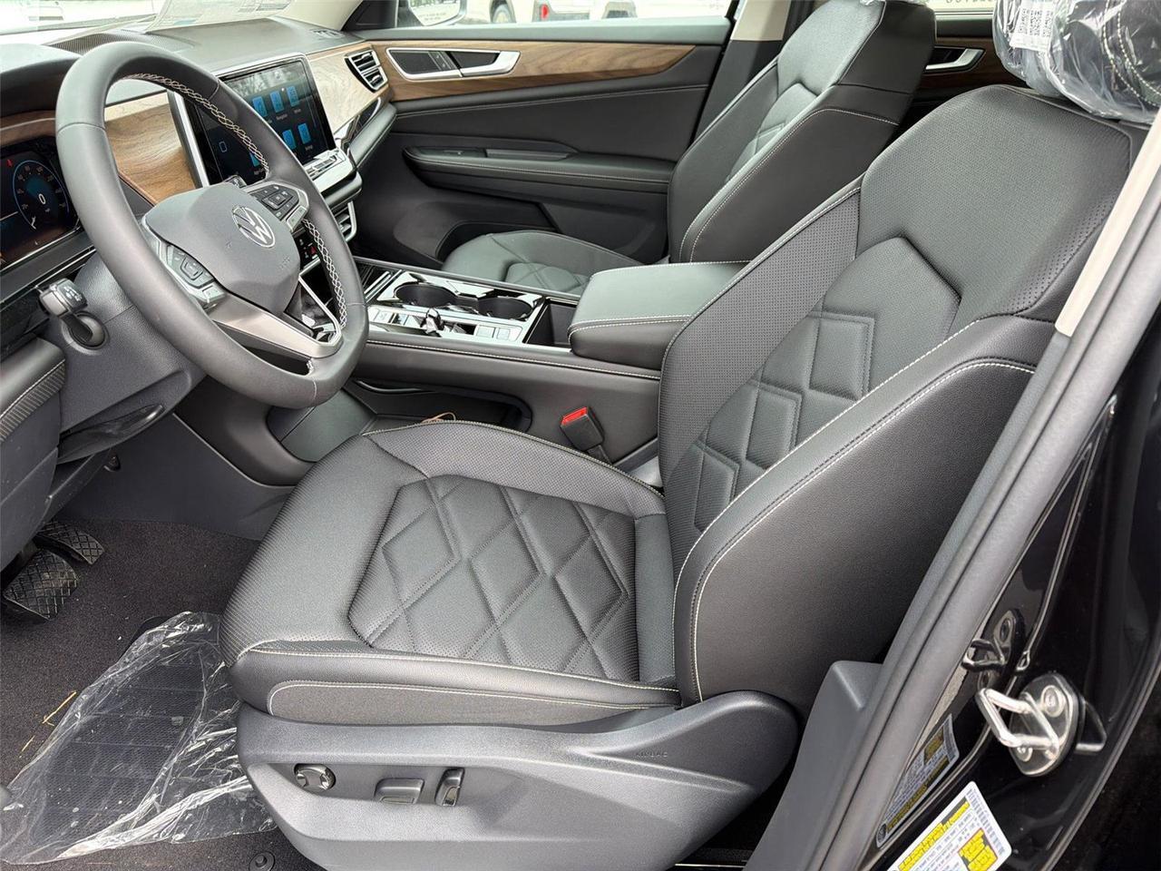 2026 Volkswagen Atlas 2.0T SE w/Technology Hagerstown MD