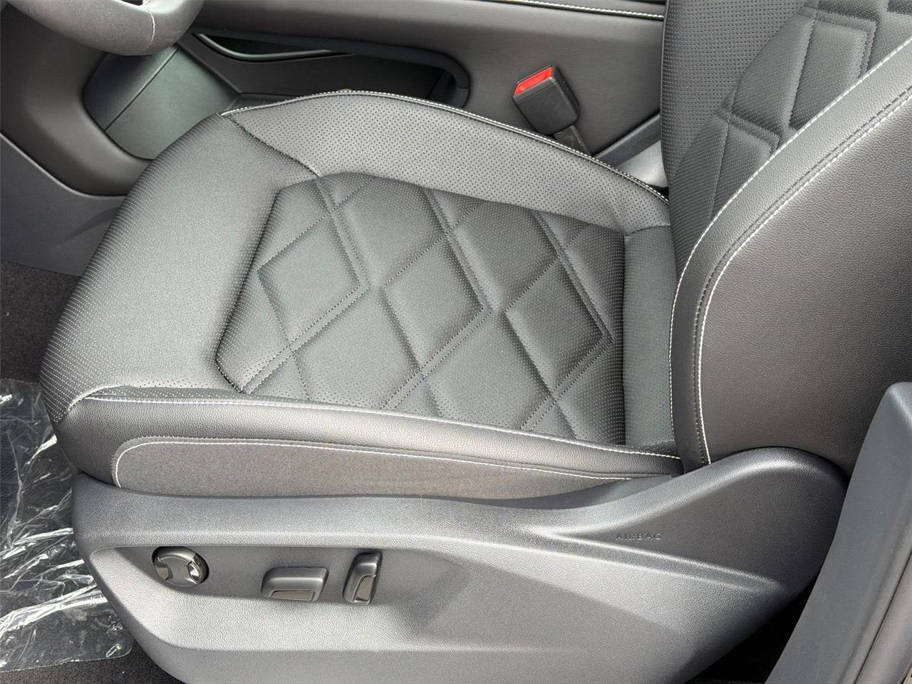 2026 Volkswagen Atlas 2.0T SE w/Technology Hagerstown MD