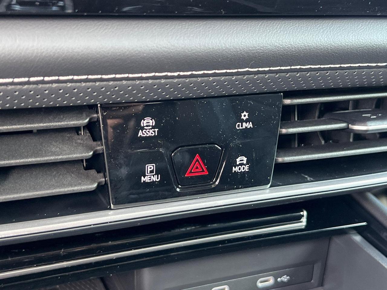 2026 Volkswagen Atlas 2.0T SE w/Technology Hagerstown MD