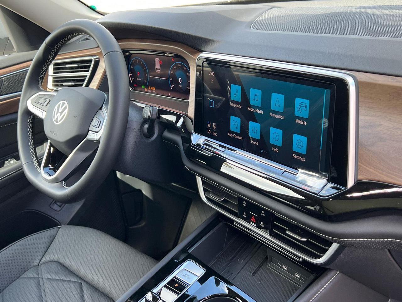 2026 Volkswagen Atlas 2.0T SE w/Technology Hagerstown MD