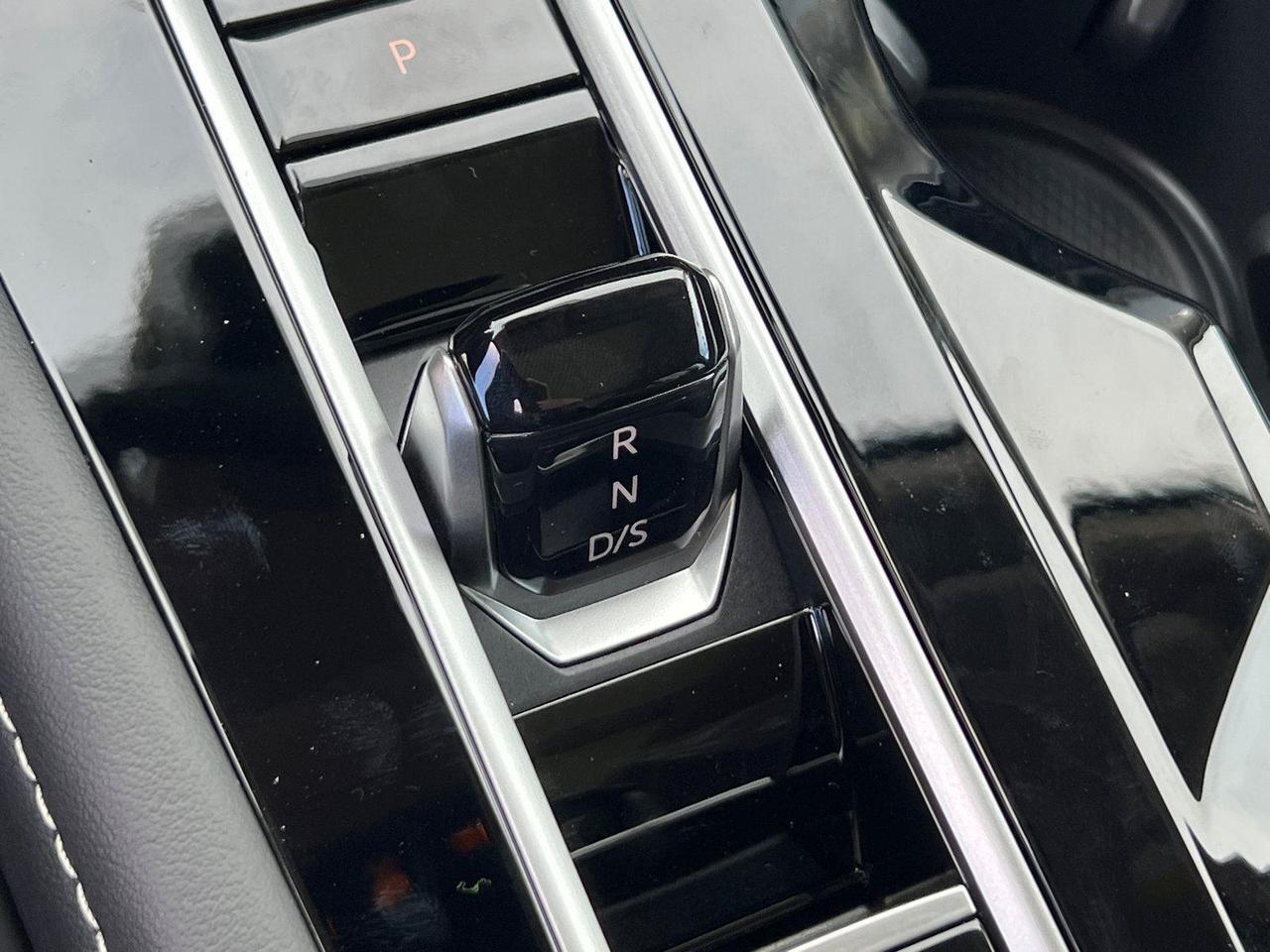 2026 Volkswagen Atlas 2.0T SE w/Technology Hagerstown MD