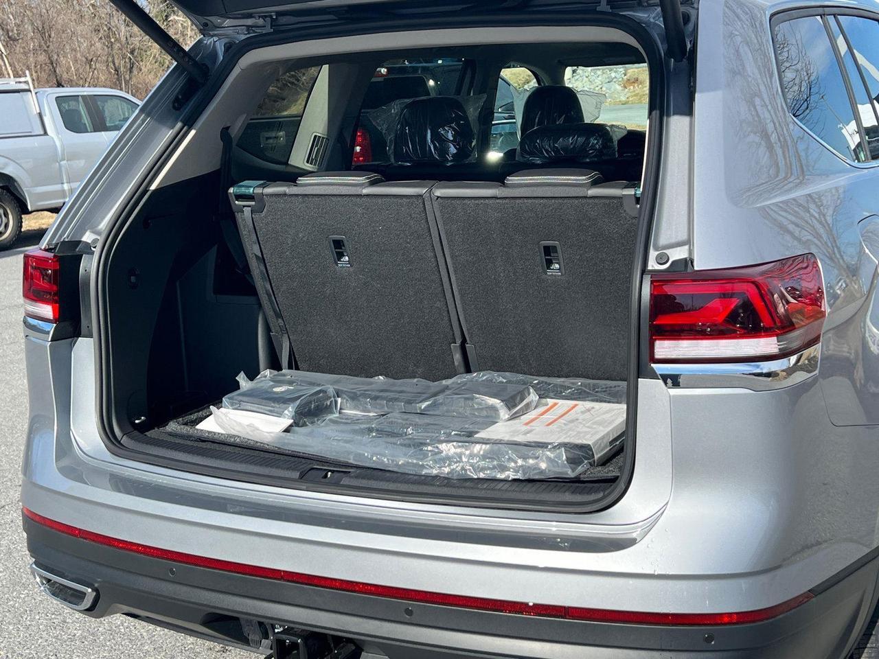 2026 Volkswagen Atlas 2.0T SE w/Technology Hagerstown MD