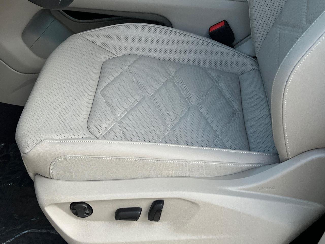 2026 Volkswagen Atlas 2.0T SE w/Technology Hagerstown MD