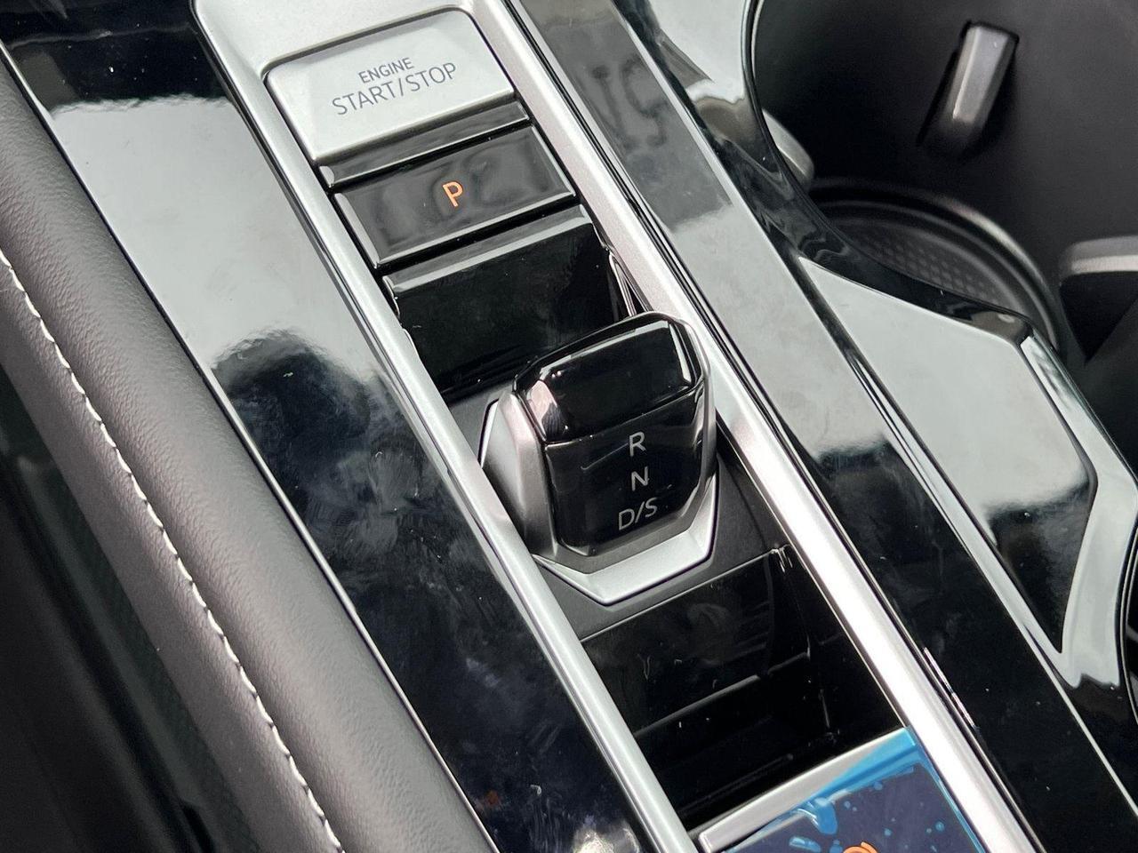 2026 Volkswagen Atlas 2.0T SE w/Technology Hagerstown MD