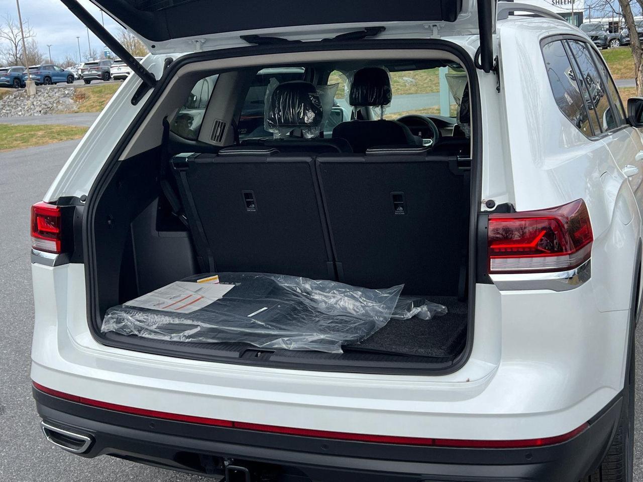 2026 Volkswagen Atlas 2.0T SE w/Technology Hagerstown MD