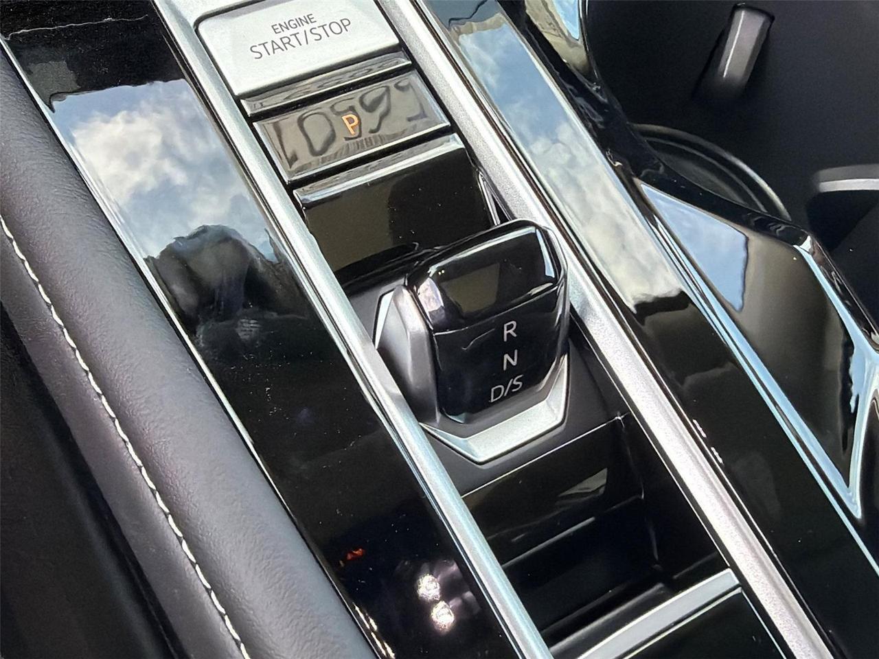 2026 Volkswagen Atlas 2.0T SE w/Technology Hagerstown MD