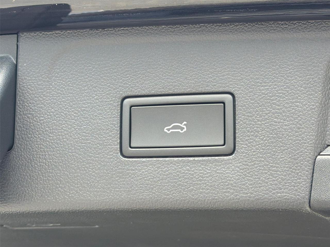 2026 Volkswagen Atlas 2.0T SE w/Technology Hagerstown MD