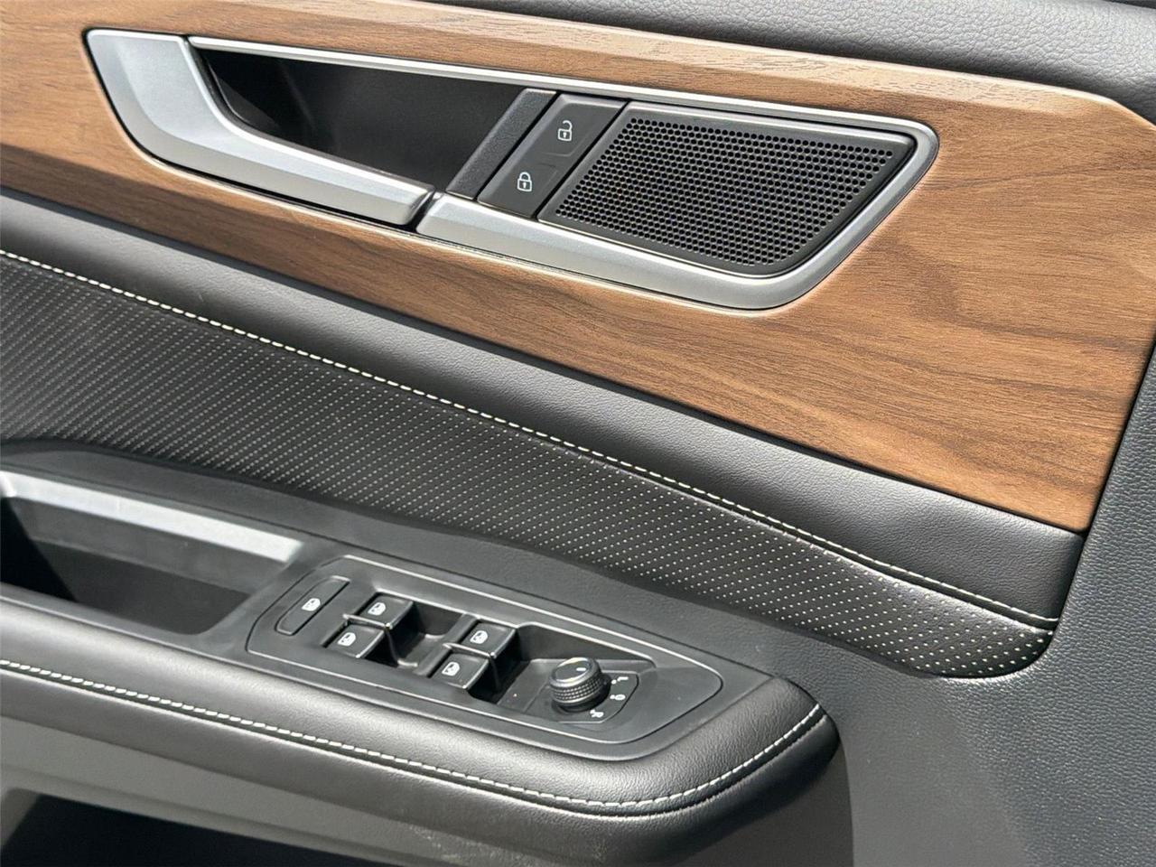 2026 Volkswagen Atlas 2.0T SE w/Technology Hagerstown MD