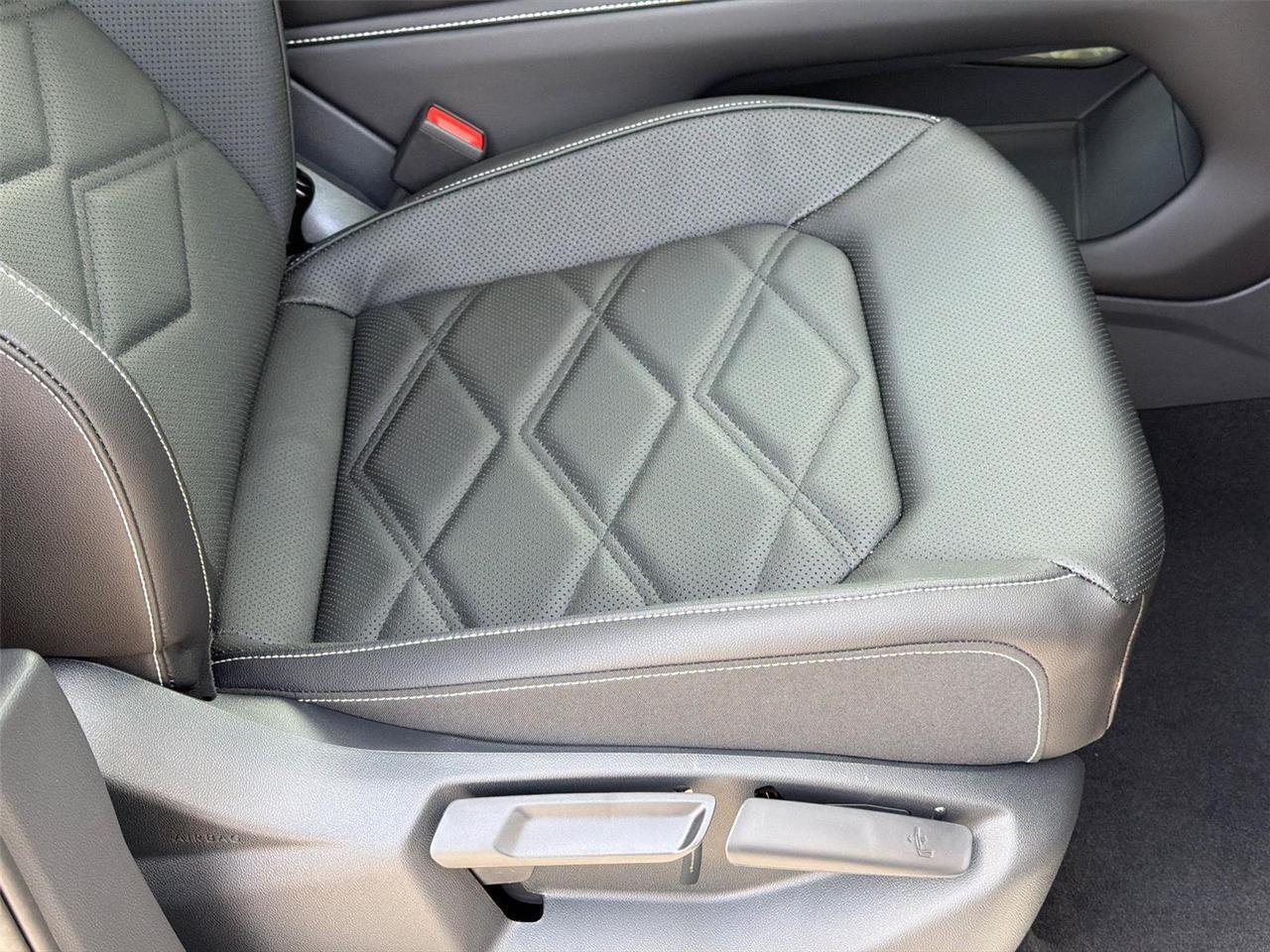 2026 Volkswagen Atlas 2.0T SE w/Technology Hagerstown MD