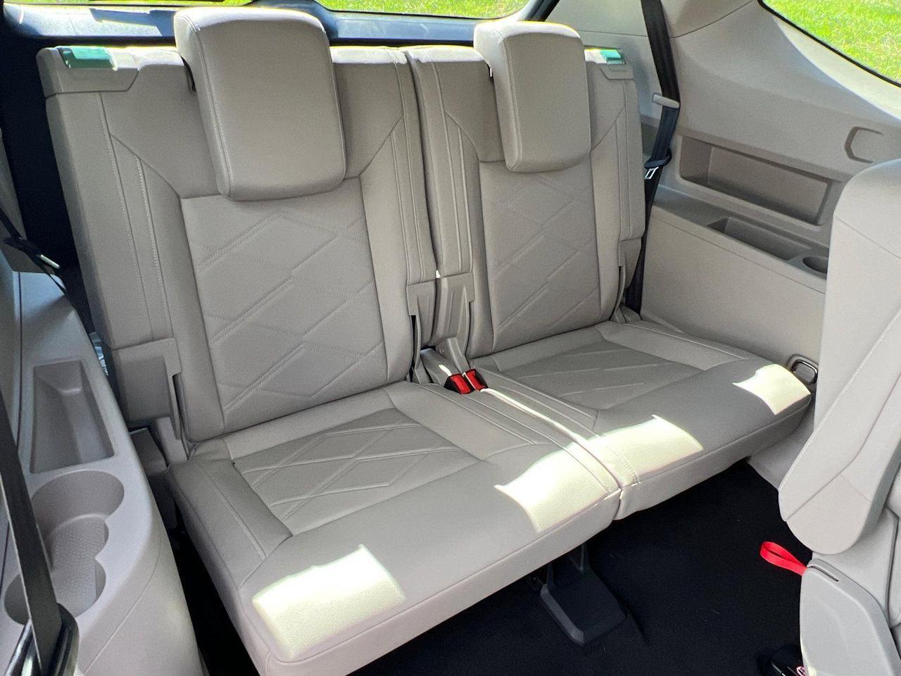 2026 Volkswagen Atlas 2.0T SE w/Technology Hagerstown MD