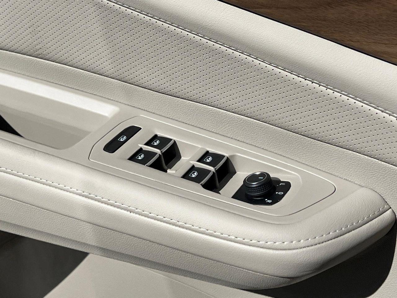 2026 Volkswagen Atlas 2.0T SE w/Technology Hagerstown MD