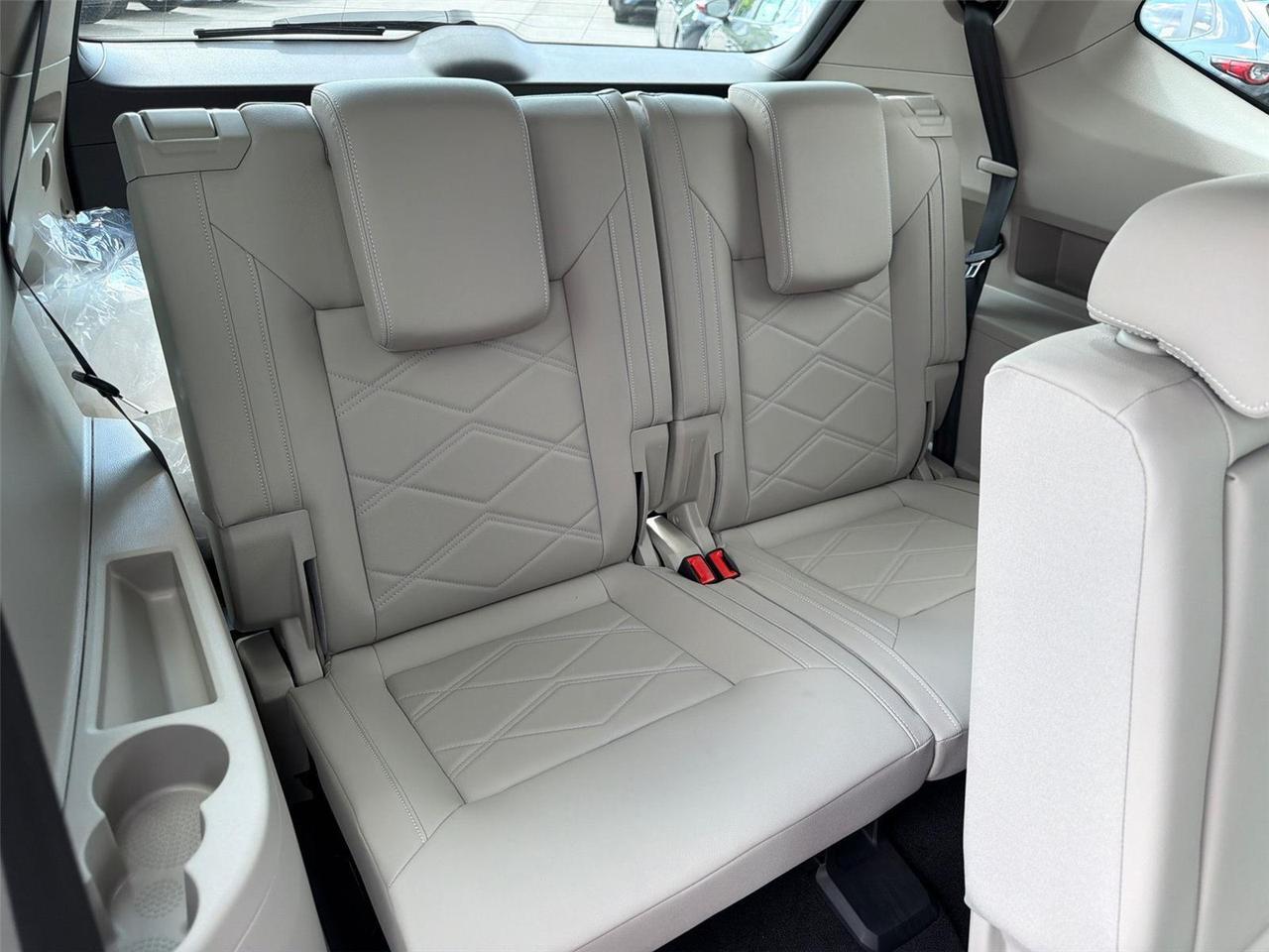 2026 Volkswagen Atlas 2.0T SE w/Technology Hagerstown MD