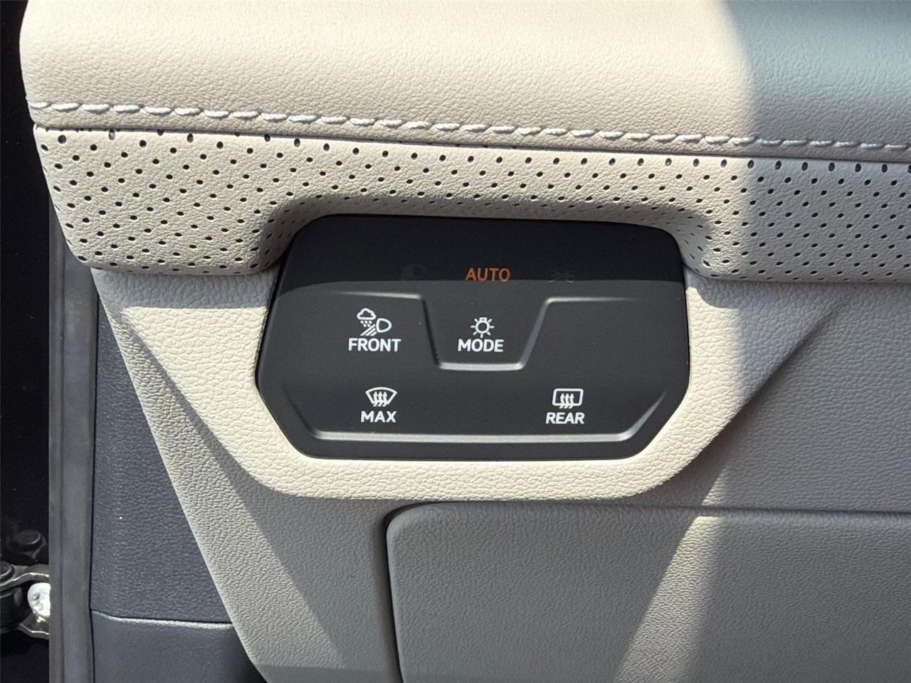 2026 Volkswagen Atlas 2.0T SE w/Technology Hagerstown MD
