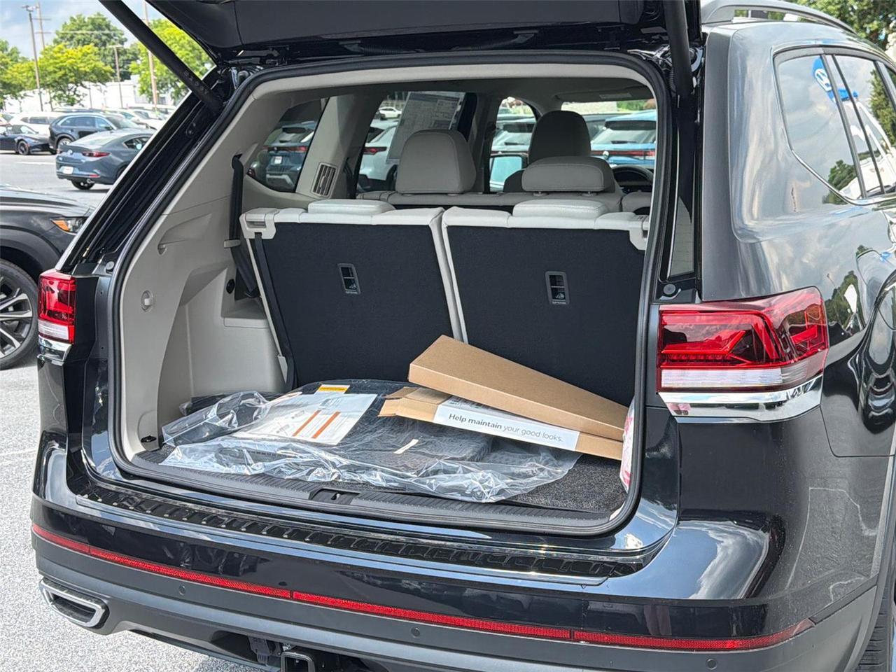 2026 Volkswagen Atlas 2.0T SE w/Technology Hagerstown MD
