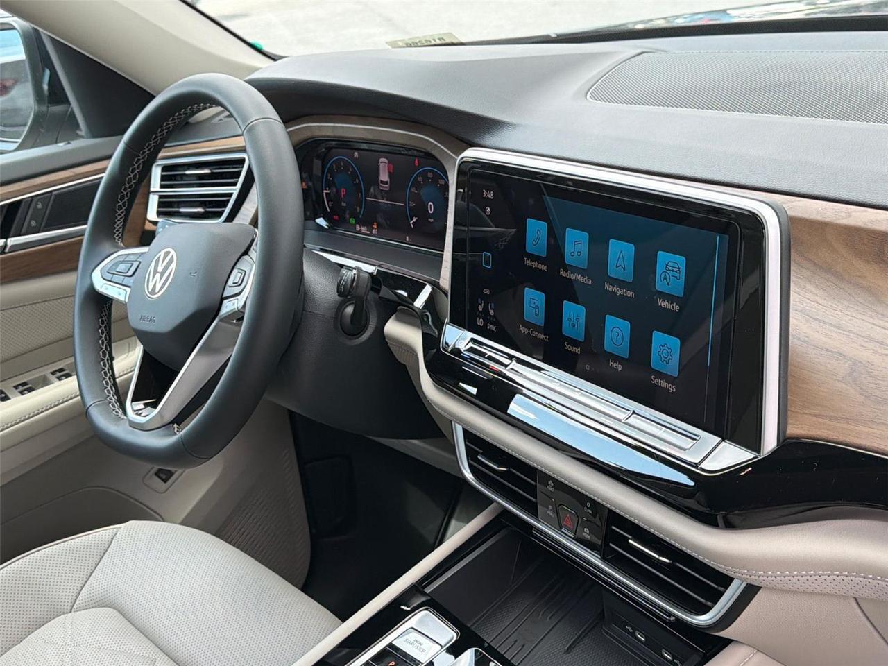 2026 Volkswagen Atlas 2.0T SE w/Technology Hagerstown MD