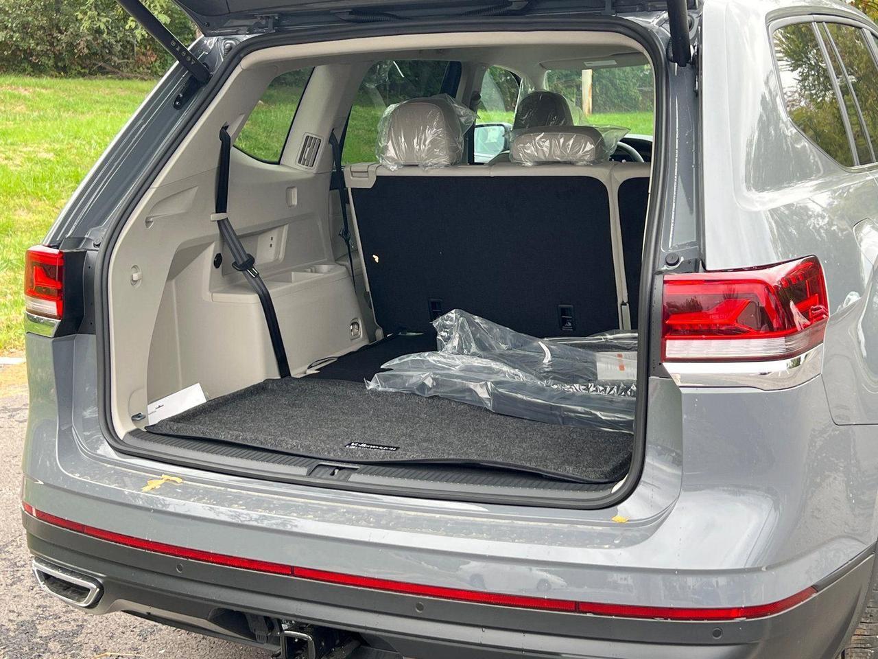 2026 Volkswagen Atlas 2.0T SE w/Technology Hagerstown MD