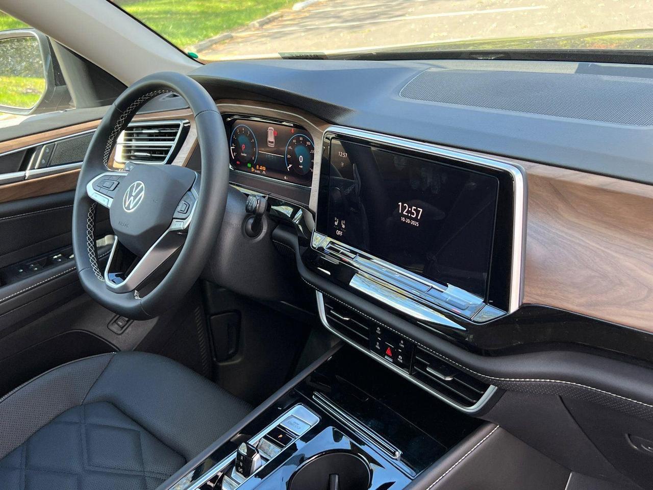 2026 Volkswagen Atlas 2.0T SE w/Technology Hagerstown MD