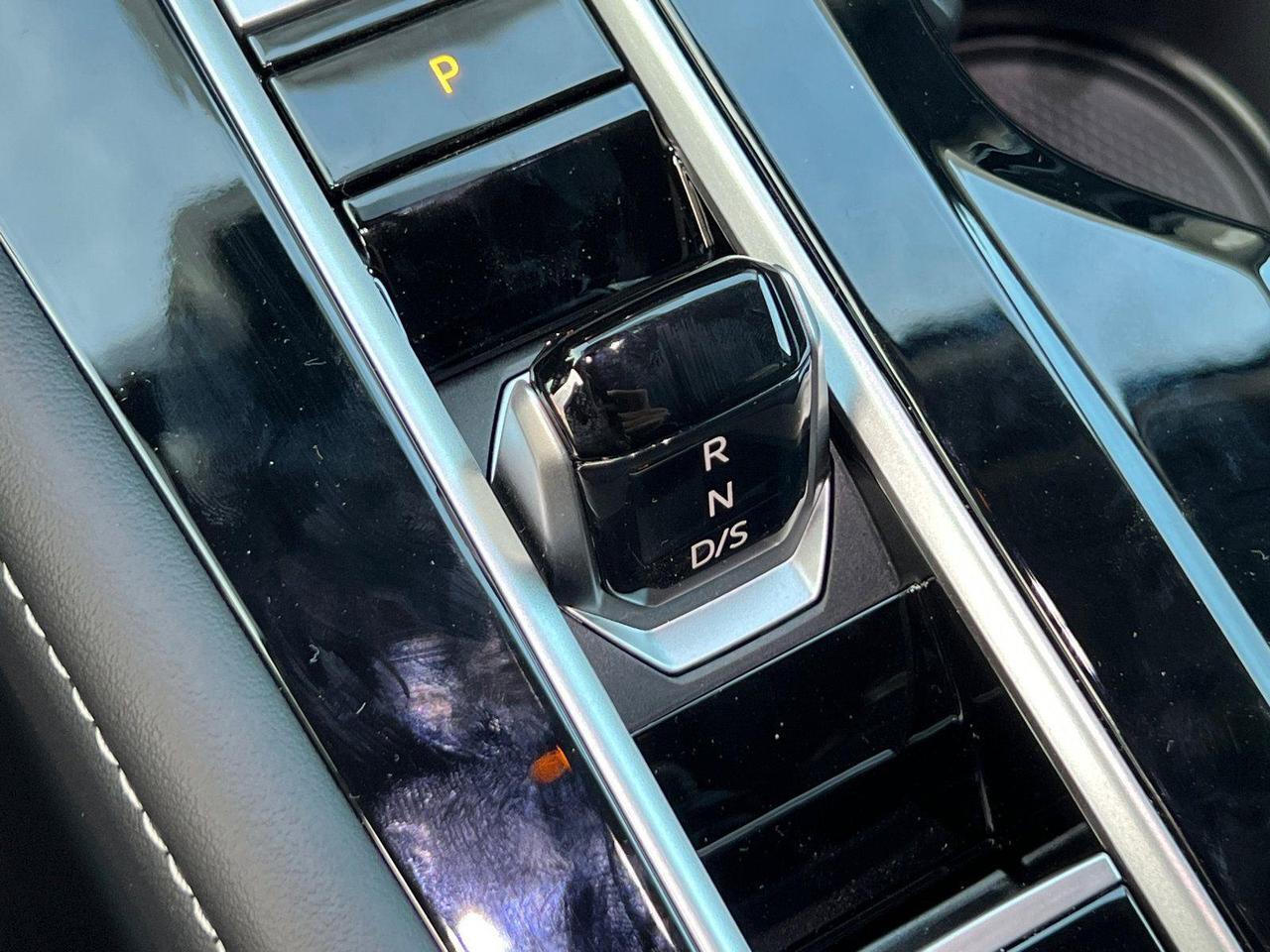 2026 Volkswagen Atlas 2.0T SE w/Technology Hagerstown MD