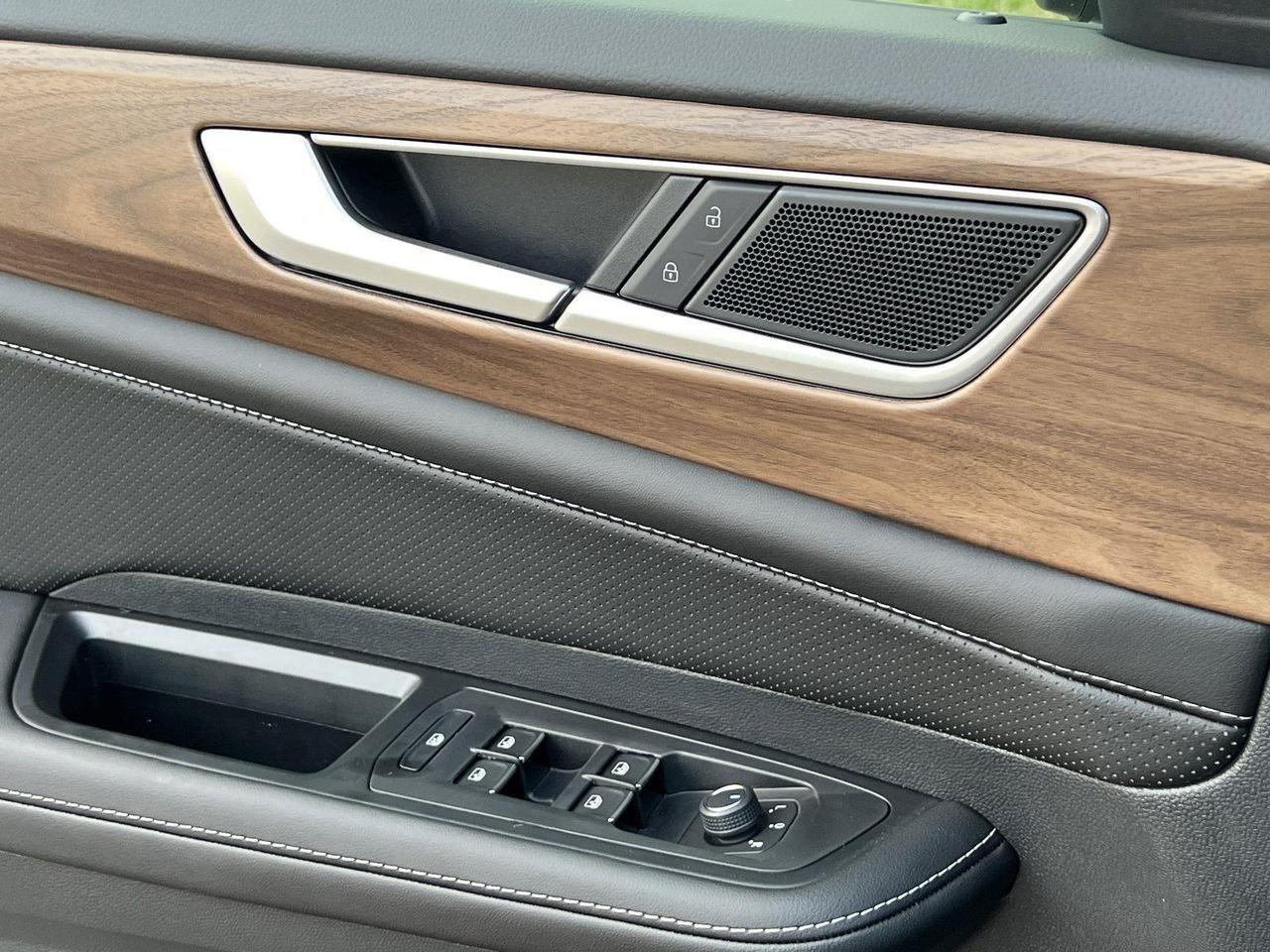 2026 Volkswagen Atlas 2.0T SE w/Technology Hagerstown MD