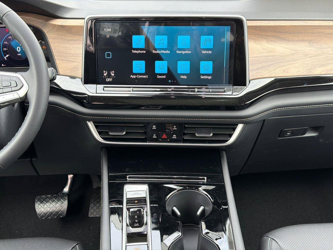 2026 Volkswagen Atlas 2.0T SE w/Technology Hagerstown MD