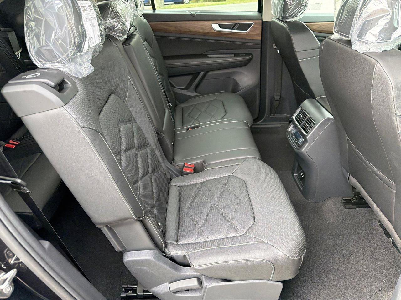 2026 Volkswagen Atlas 2.0T SE w/Technology Hagerstown MD