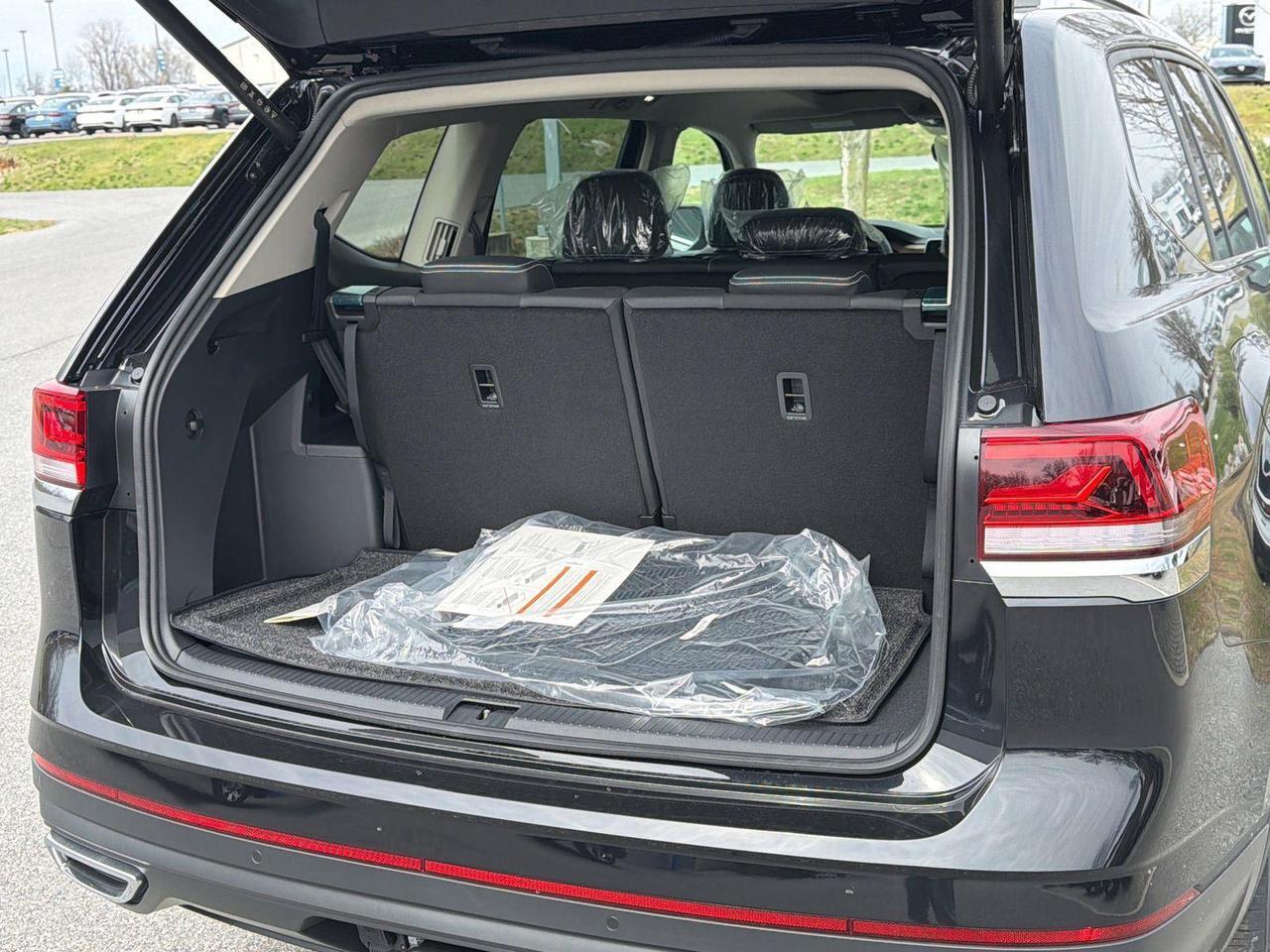 2026 Volkswagen Atlas 2.0T SE w/Technology Hagerstown MD