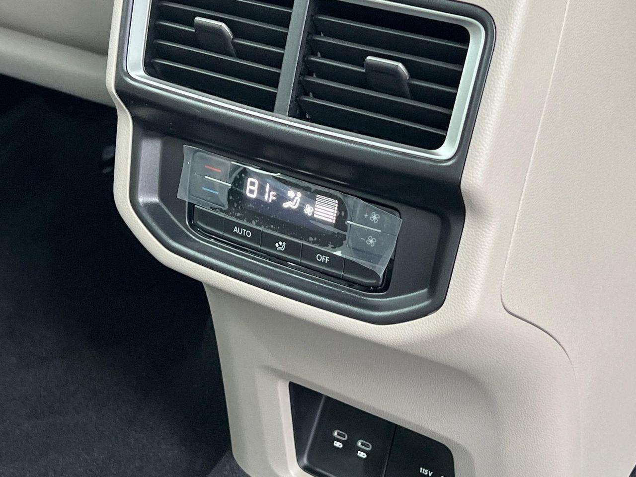 2026 Volkswagen Atlas 2.0T SE w/Technology Hagerstown MD