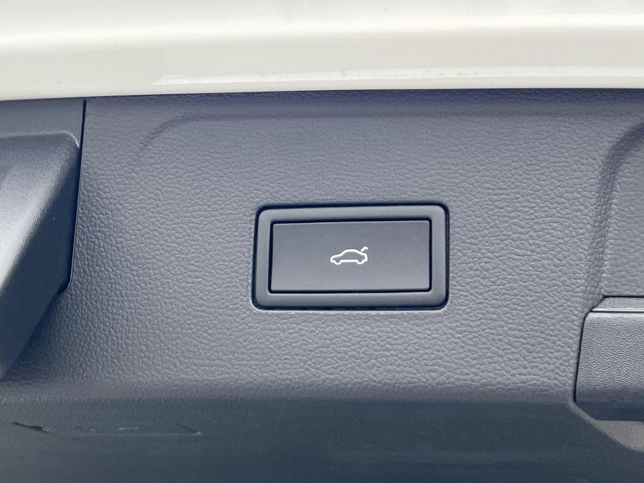 2026 Volkswagen Atlas 2.0T SE w/Technology Hagerstown MD