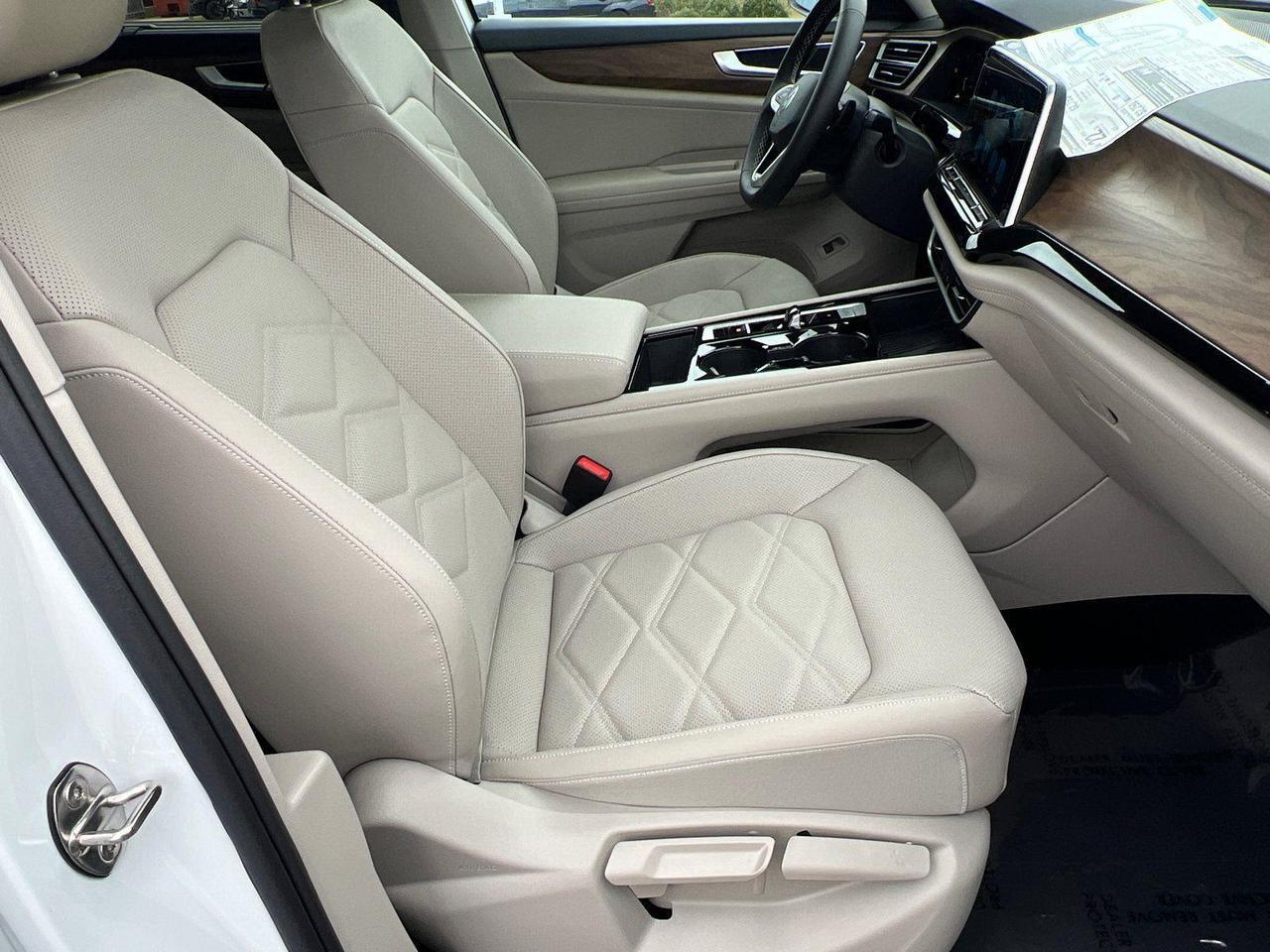 2026 Volkswagen Atlas 2.0T SE w/Technology Hagerstown MD