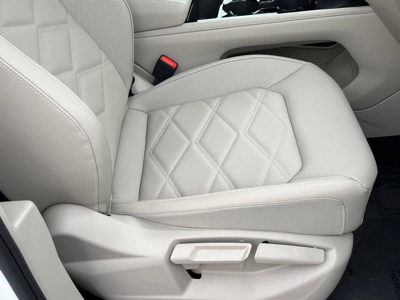 2026 Volkswagen Atlas 2.0T SE w/Technology Hagerstown MD