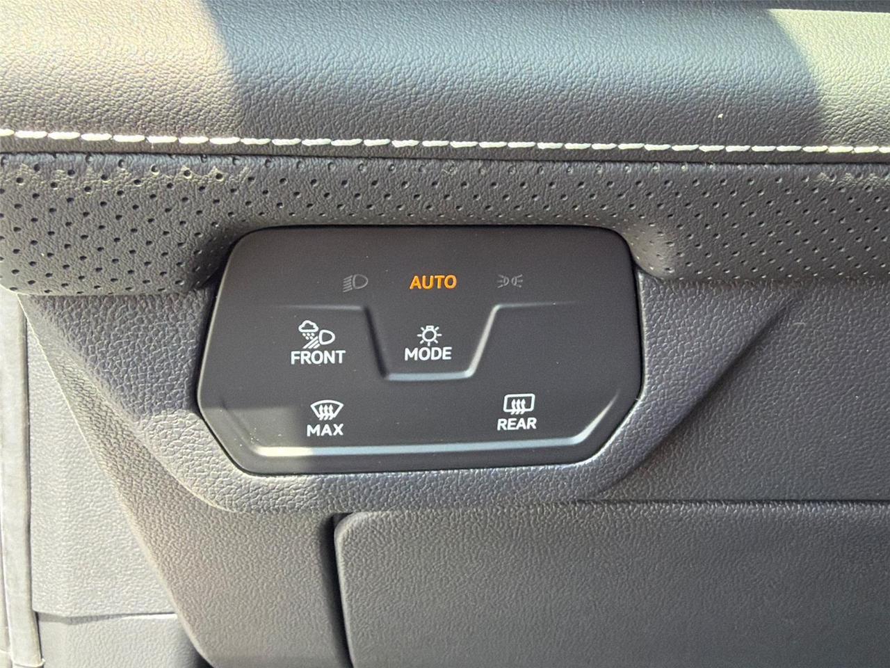 2026 Volkswagen Atlas 2.0T SE w/Technology Hagerstown MD