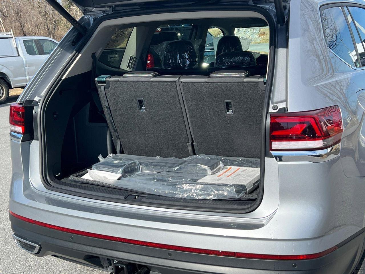 2026 Volkswagen Atlas 2.0T SE w/Technology Hagerstown MD