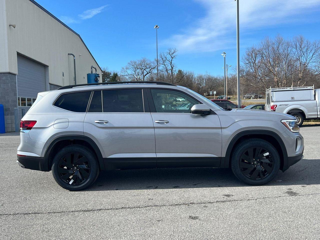 2026 Volkswagen Atlas 2.0T SE w/Technology Hagerstown MD