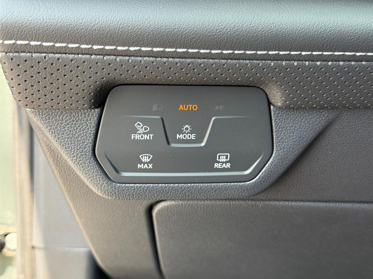 2026 Volkswagen Atlas 2.0T SE w/Technology Hagerstown MD