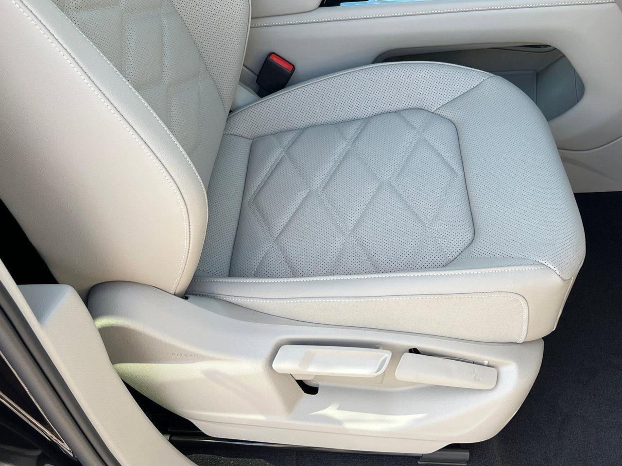 2026 Volkswagen Atlas 2.0T SE w/Technology Hagerstown MD