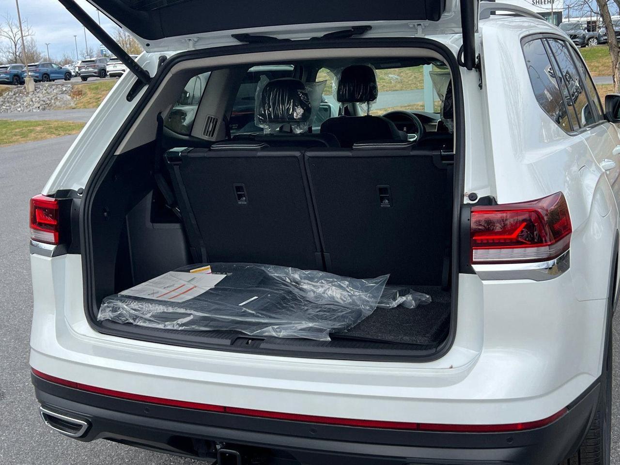 2026 Volkswagen Atlas 2.0T SE w/Technology Hagerstown MD