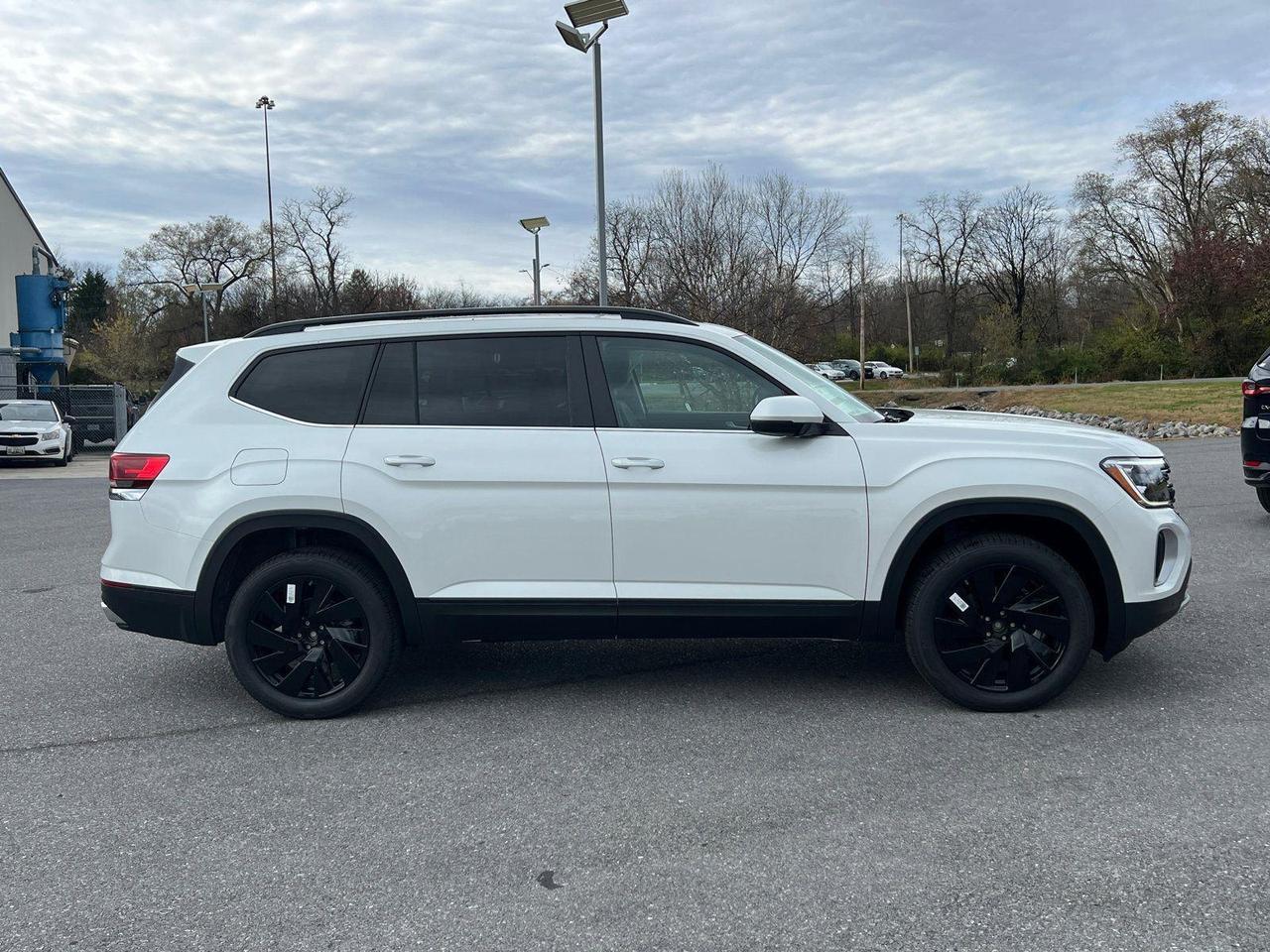 2026 Volkswagen Atlas 2.0T SE w/Technology Hagerstown MD
