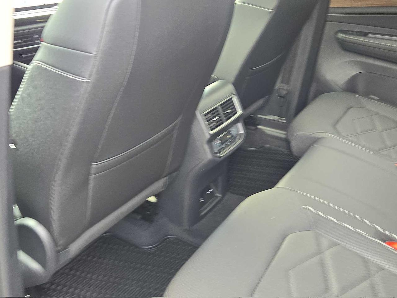 2026 Volkswagen Atlas 2.0T SE w/Technology Wellesley MA