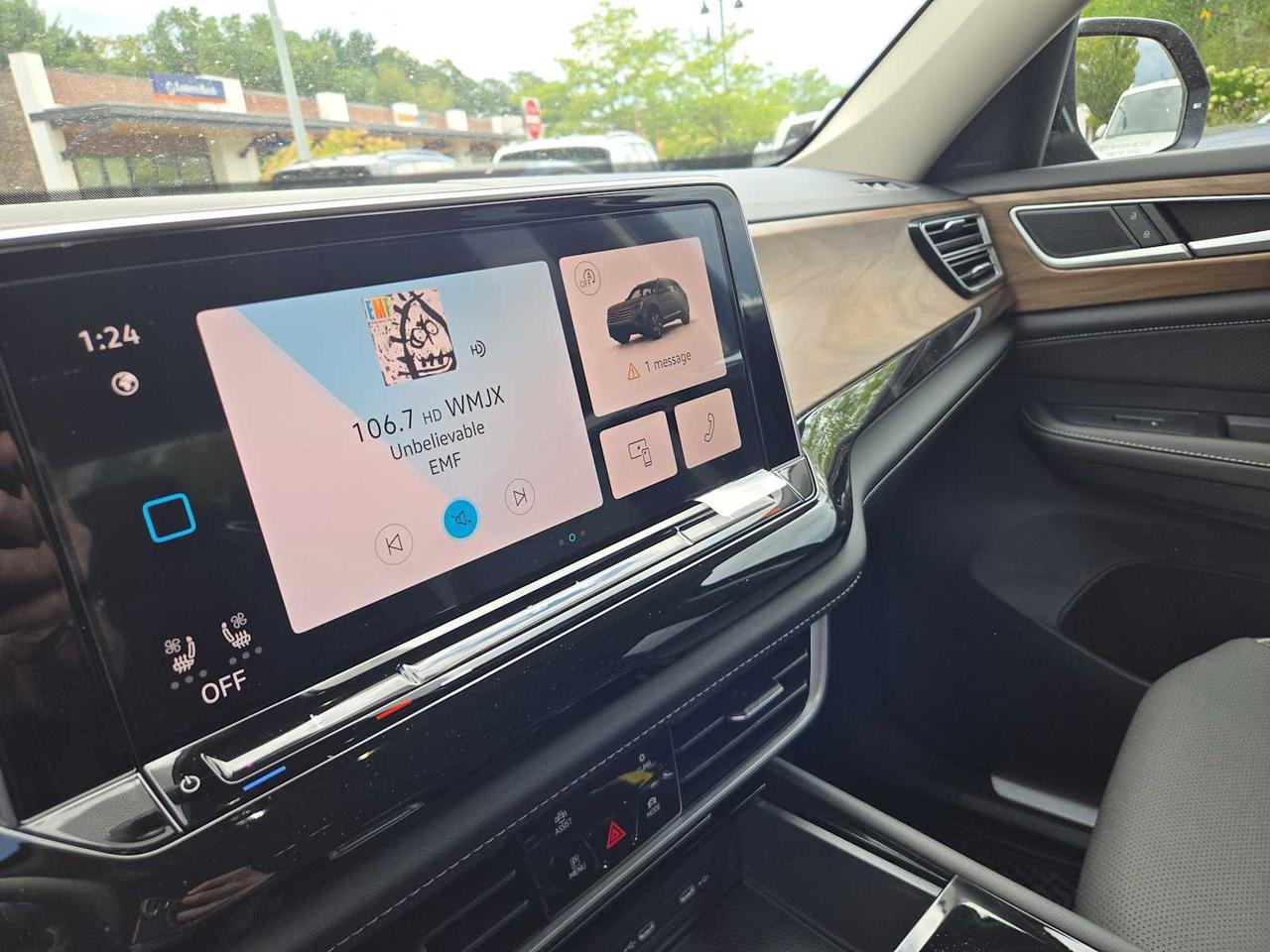 2026 Volkswagen Atlas 2.0T SE w/Technology Wellesley MA