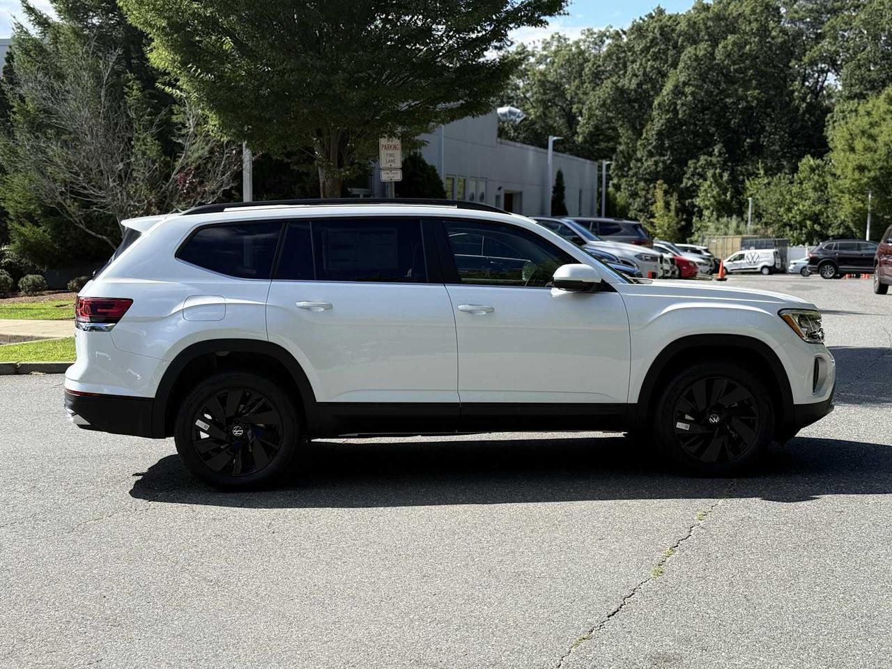 2026 Volkswagen Atlas 2.0T SE w/Technology Westborough MA