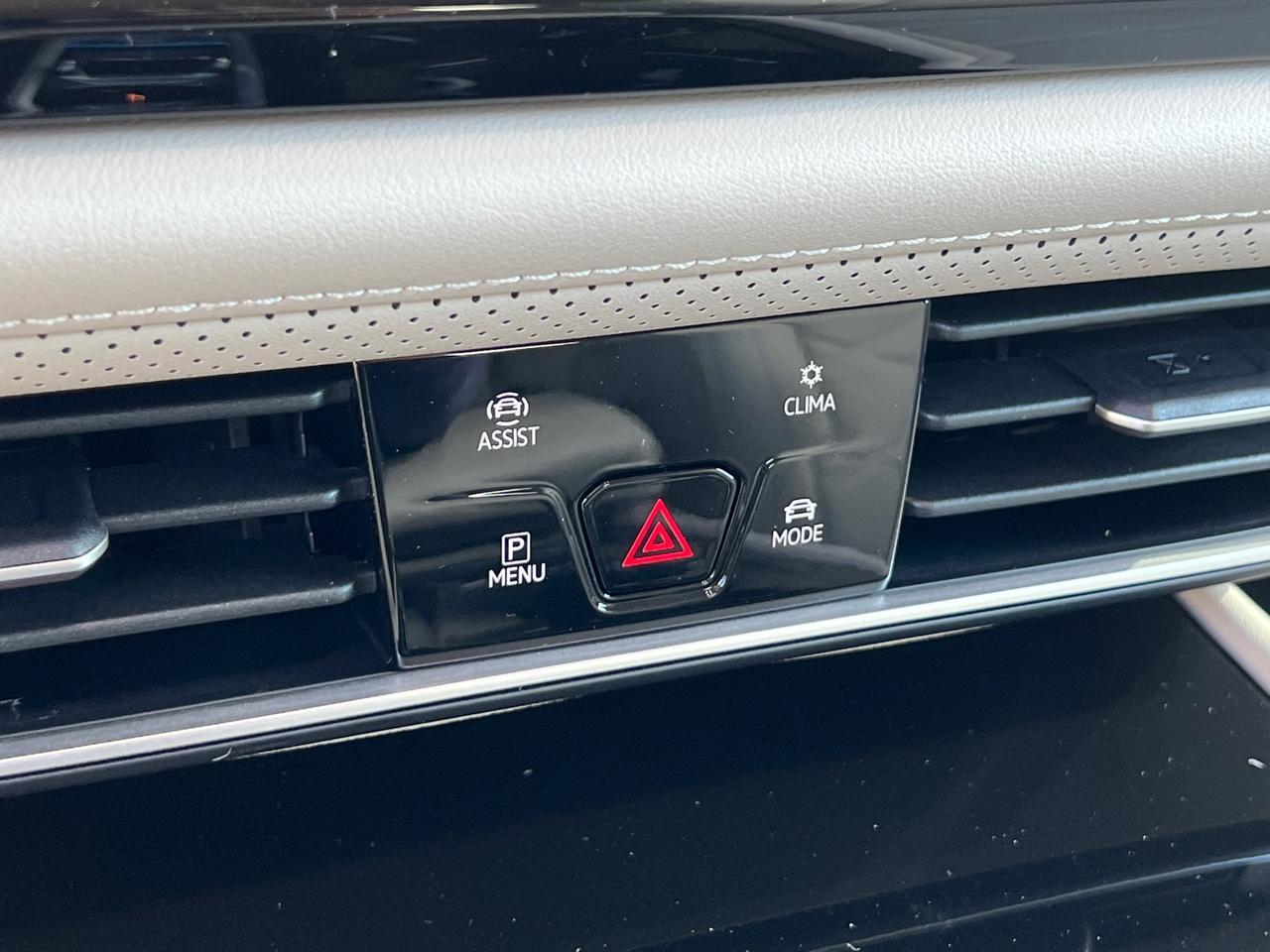 2026 Volkswagen Atlas 2.0T SE w/Technology Hagerstown MD