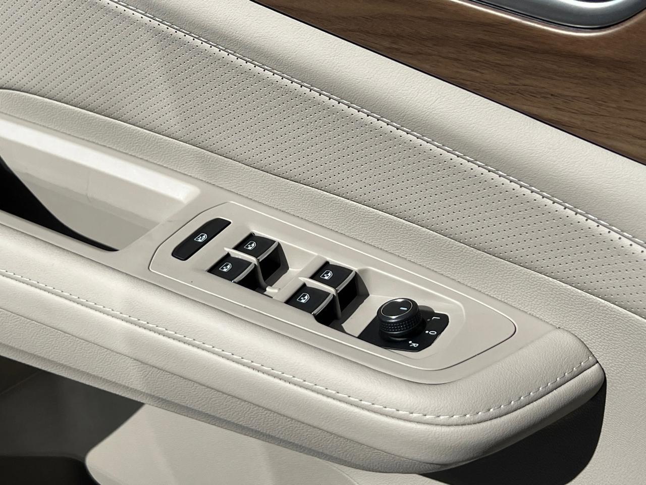 2026 Volkswagen Atlas 2.0T SE w/Technology Hagerstown MD