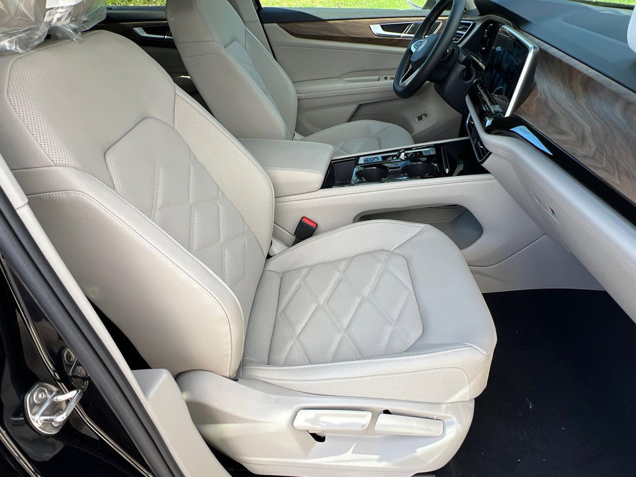 2026 Volkswagen Atlas 2.0T SE w/Technology Hagerstown MD