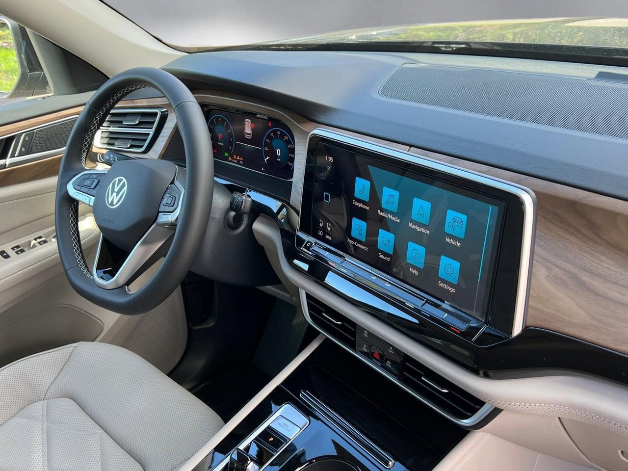 2026 Volkswagen Atlas 2.0T SE w/Technology Hagerstown MD