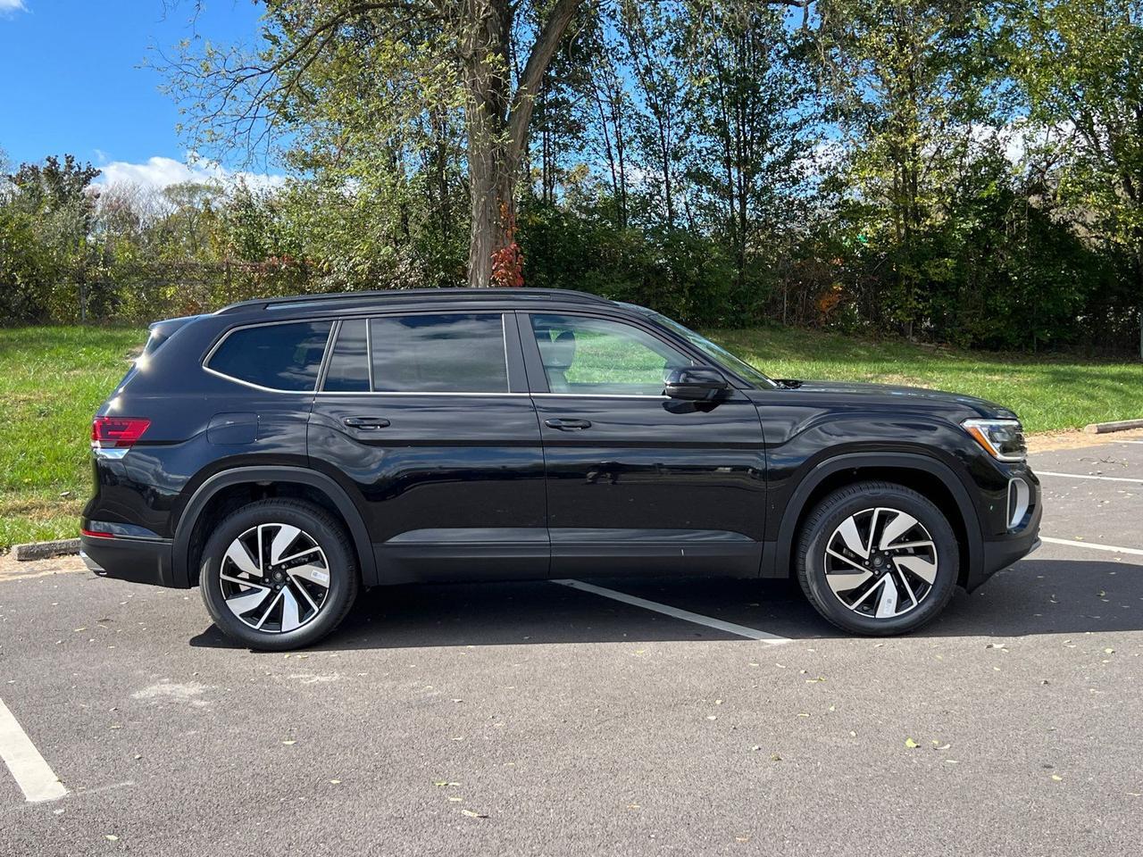 2026 Volkswagen Atlas 2.0T SE w/Technology Hagerstown MD