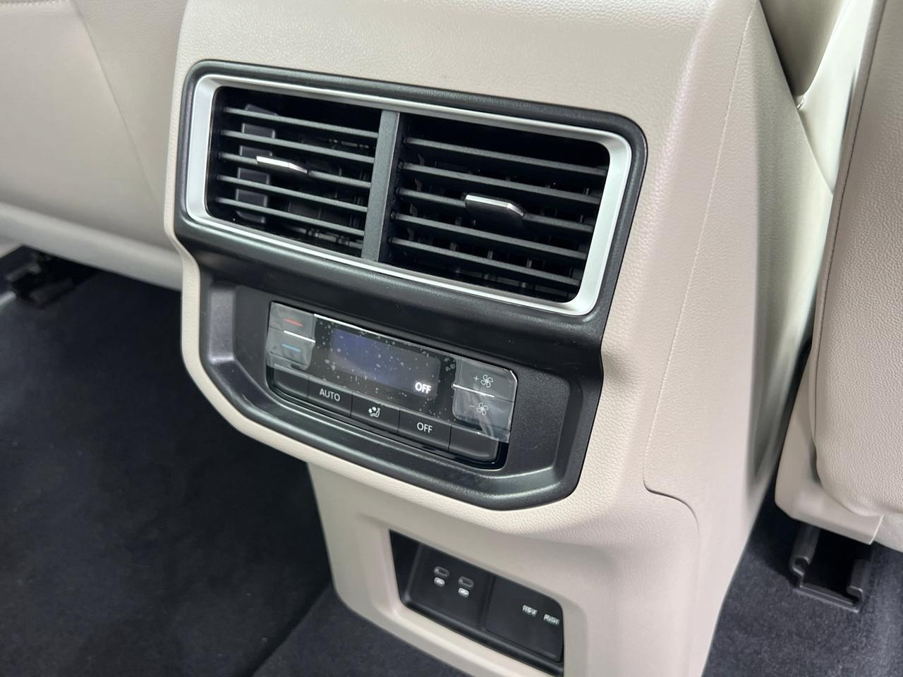 2026 Volkswagen Atlas 2.0T SE w/Technology Hagerstown MD