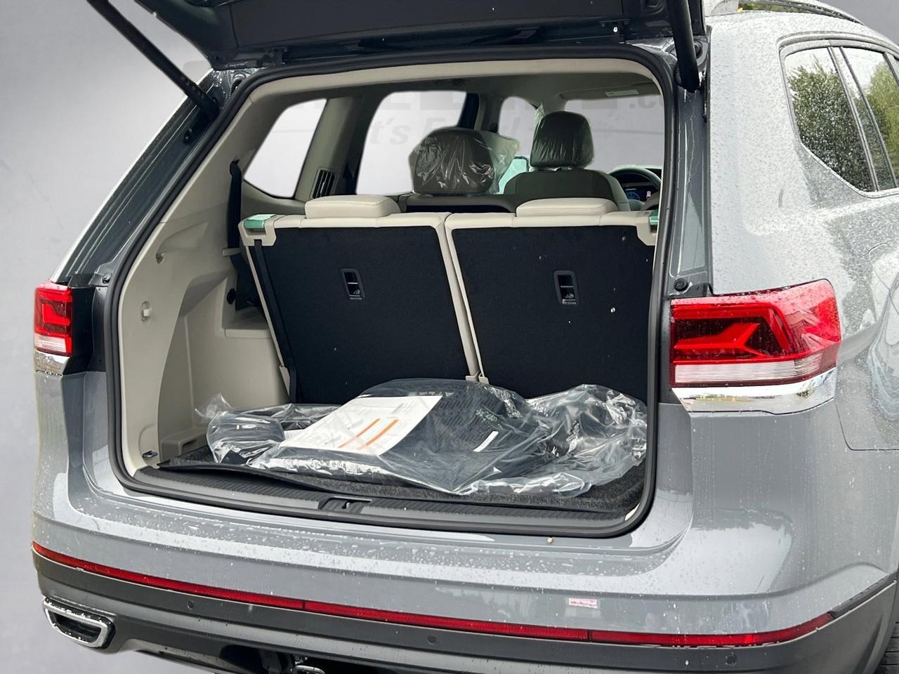 2026 Volkswagen Atlas 2.0T SE w/Technology Hagerstown MD