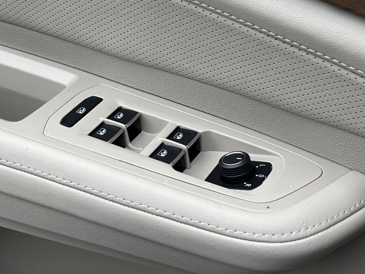 2026 Volkswagen Atlas 2.0T SE w/Technology Hagerstown MD