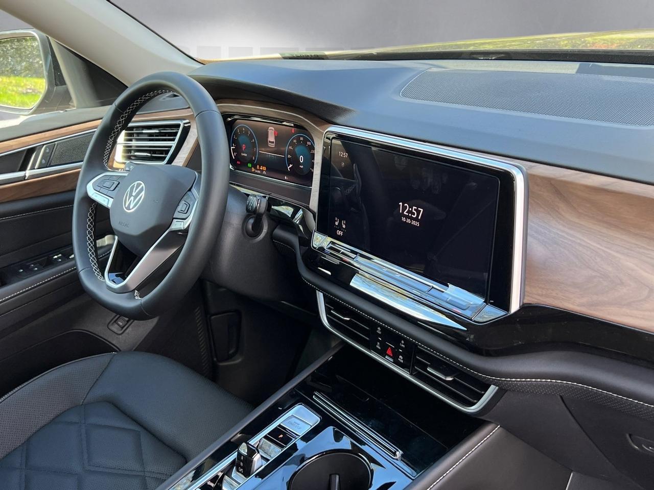 2026 Volkswagen Atlas 2.0T SE w/Technology Hagerstown MD